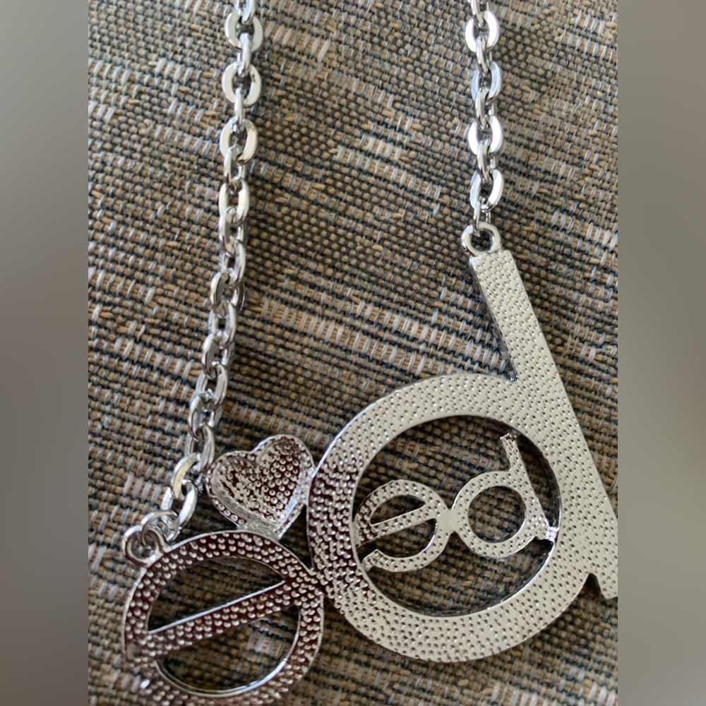 🌸 Bebe Rhinestone Necklace 🌸 - Picture 3 of 9